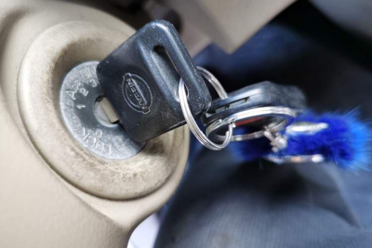 Used Nissan Sylphy 2012 Classic 1.6XE Automatic Comfort Edition Vehicle Key