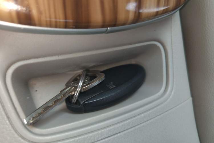 Used Nissan Sylphy 2012 1.8XL CVT Luxury Edition Vehicle Key