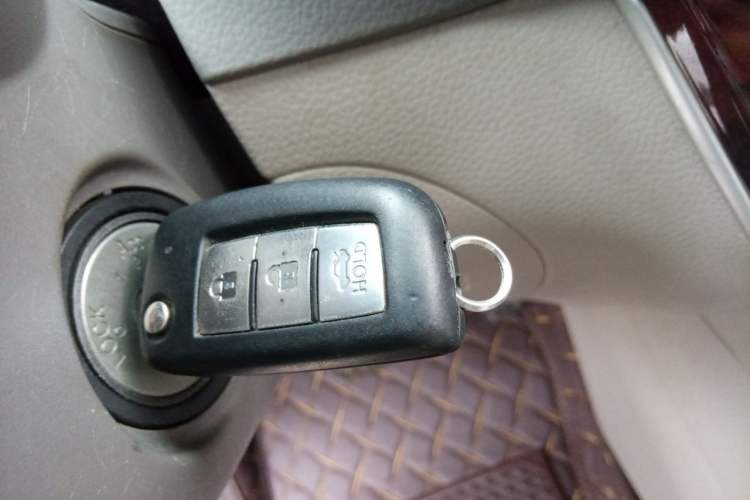 Used Nissan Sylphy 2012 1.6XE CVT Comfort Edition Vehicle Key