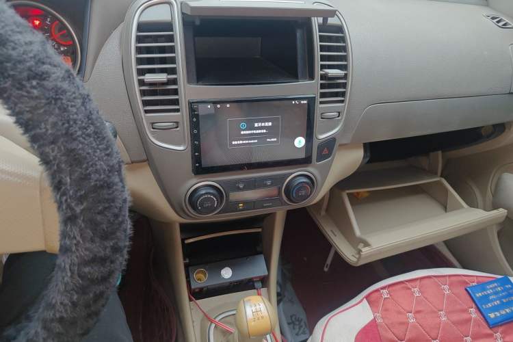 Used Nissan Sylphy 2012 Classic 1.6XE Manual Comfort Edition Audio And AC Panel