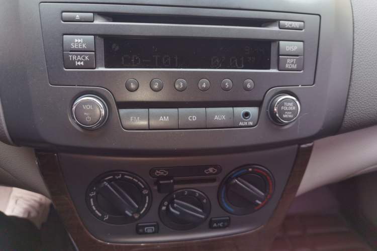 Used Nissan Sylphy 2012 1.6 XL CVT Luxury Edition Audio And AC Panel