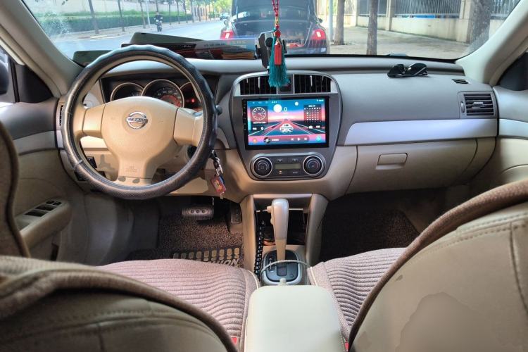 Used Nissan Sylphy 2012 Classic 1.6 XL Automatic Luxury Edition Center Console