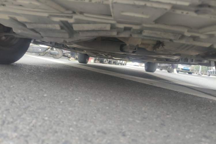 Used Nissan Sylphy 2012 Classic 1.6XE Automatic Comfort Edition Chassis Front