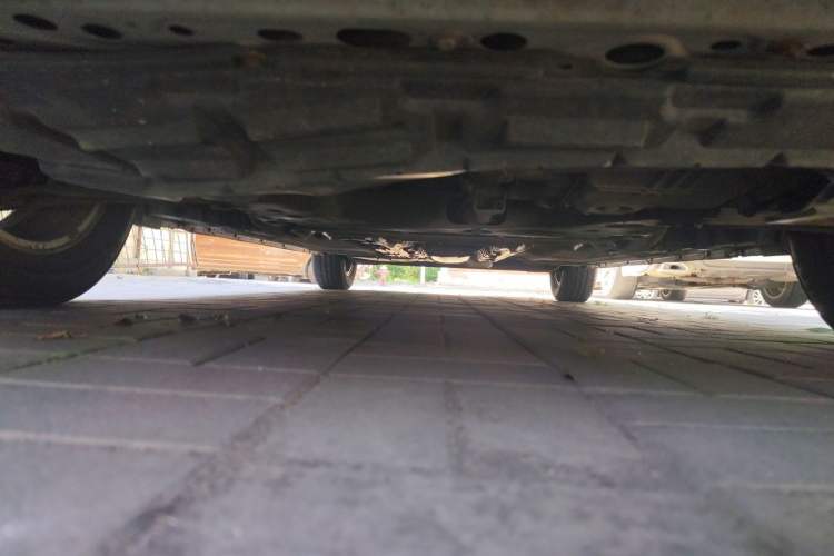 Used Nissan Sylphy 2012 Classic 1.6XE Automatic Comfort Edition Chassis Front