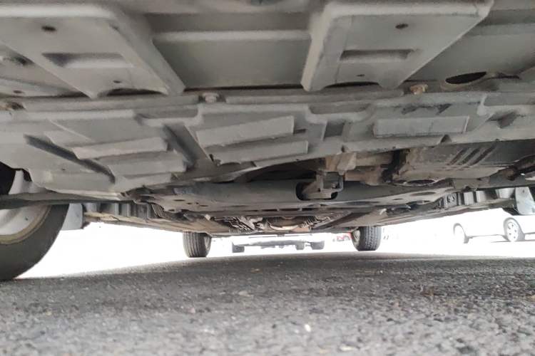 Used Nissan Sylphy 2012 Classic 1.6XE Automatic Comfort Edition Chassis Front