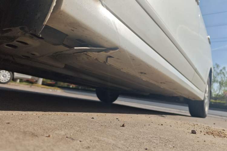 Used Nissan Sylphy 2012 Classic 1.6XE Automatic Comfort Edition Chassis Front Left
