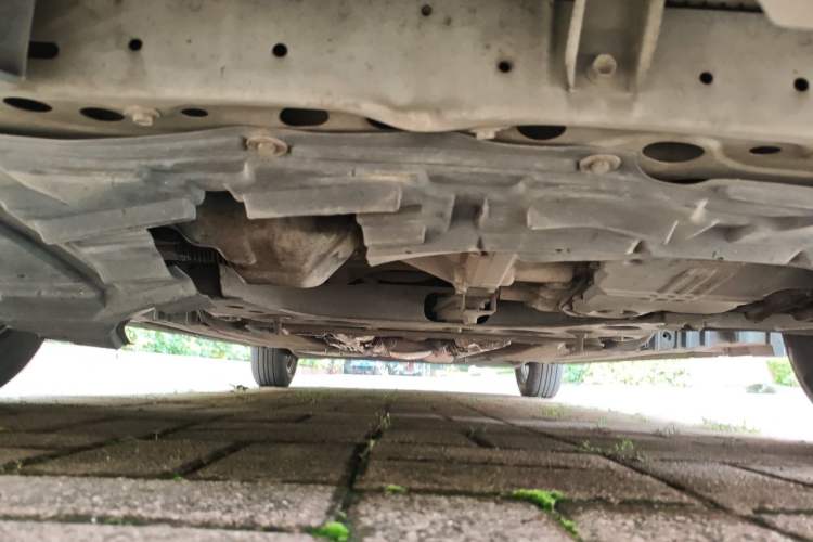 Used Nissan Sylphy 2012 Classic 1.6XE Automatic Comfort Edition Chassis Front