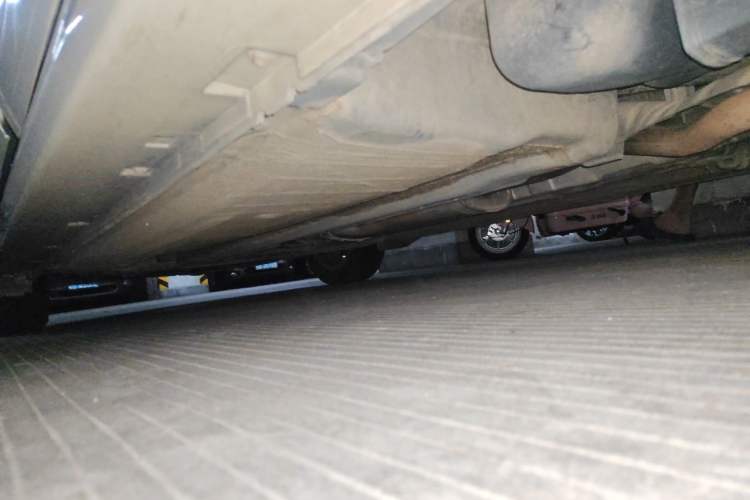Used Nissan Sylphy 2012 Classic 1.6XE Automatic Comfort Edition Chassis Rear Left