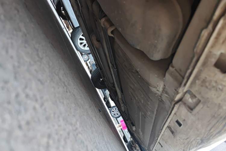 Used Nissan Sylphy 2012 Classic 1.6XE Manual Comfort Edition Chassis Rear Right