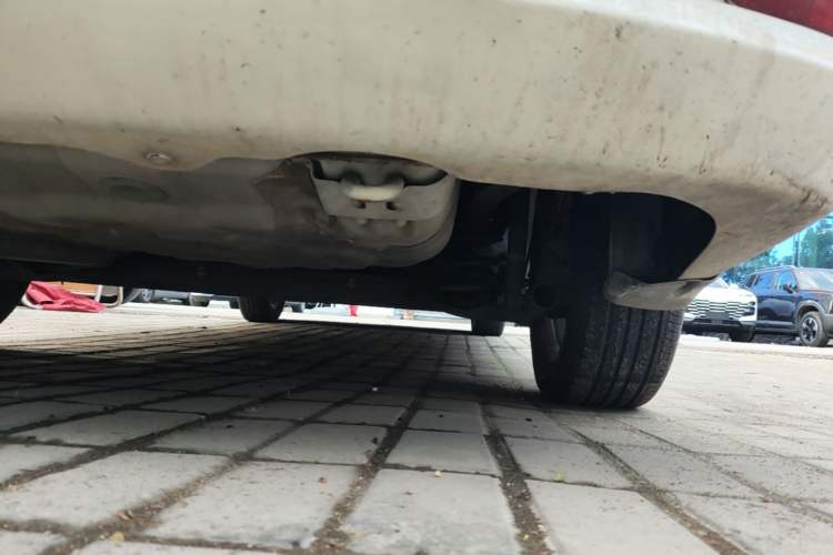 Used Nissan Sylphy 2012 Classic 1.6XE Manual Comfort Edition Chassis Rear Right