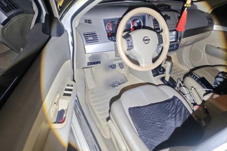 Used Nissan Sylphy 2012 Classic 1.6XE Automatic Comfort Edition Driver Seat