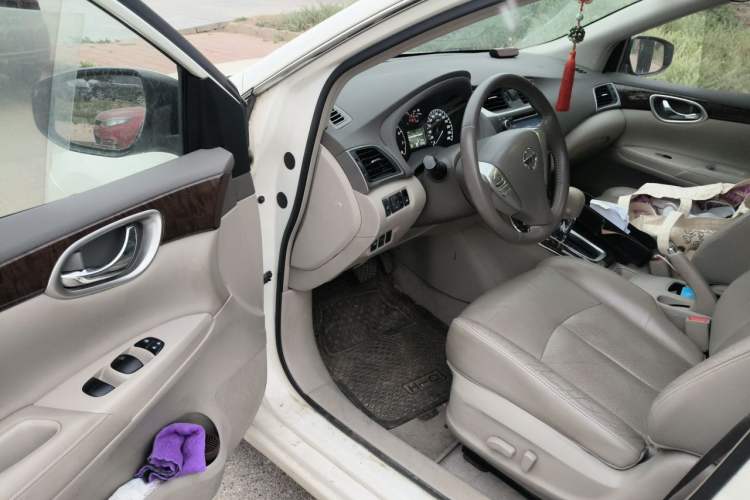 Used Nissan Sylphy 2012 1.6 XL CVT Luxury Edition Driver Seat