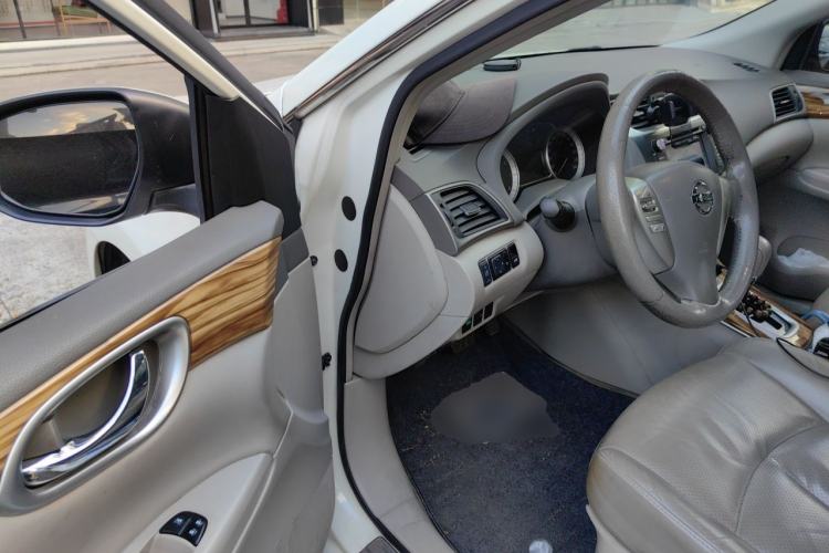 Used Nissan Sylphy 2012 1.8XL CVT Luxury Edition Driver Seat