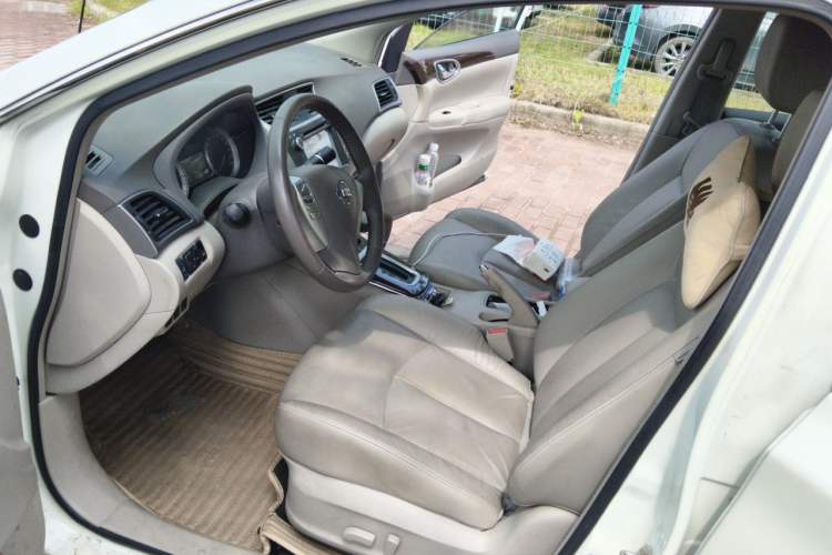 Used Nissan Sylphy 2012 1.8XL CVT Luxury Edition Driver Seat