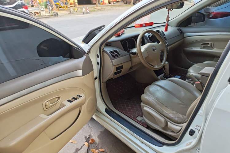 Used Nissan Sylphy 2012 Classic 1.6 XL Automatic Luxury Edition Driver Seat