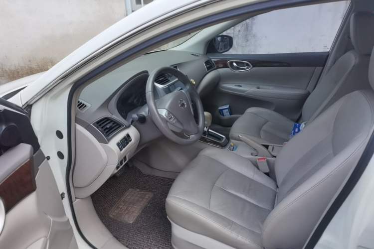 Used Nissan Sylphy 2012 1.6 XL CVT Luxury Edition Driver Seat