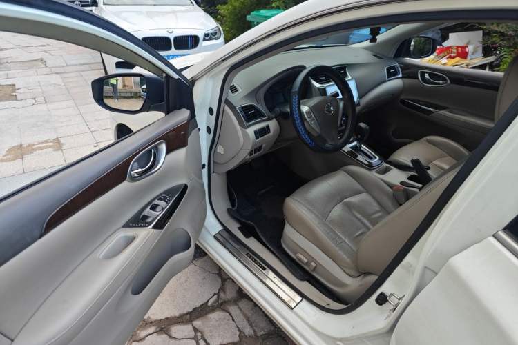 Used Nissan Sylphy 2012 1.6 XL CVT Luxury Edition Driver Seat