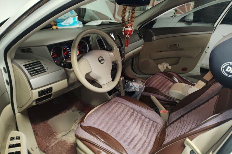 Used Nissan Sylphy 2012 Classic 1.6XE Automatic Comfort Edition Driver Seat