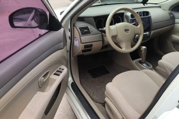 Used Nissan Sylphy 2012 Classic 1.6XE Automatic Comfort Edition Driver Seat