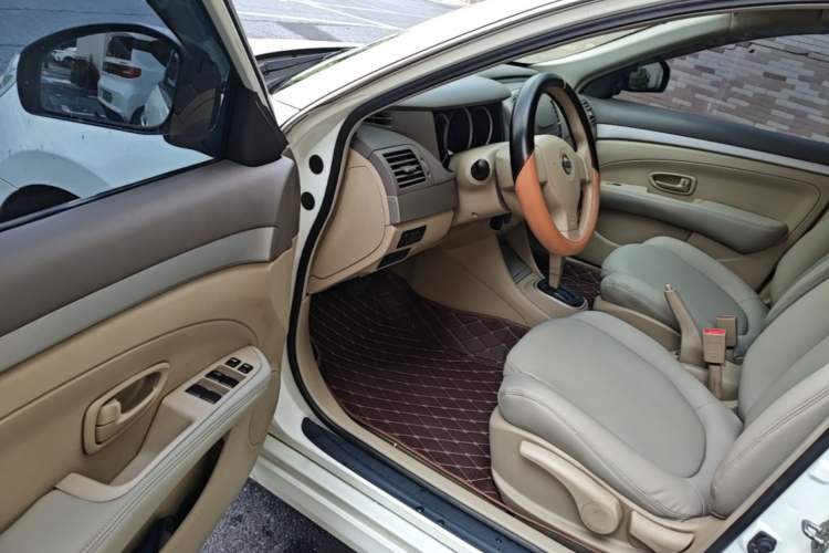 Used Nissan Sylphy 2012 Classic 1.6XE Automatic Comfort Edition Driver Seat