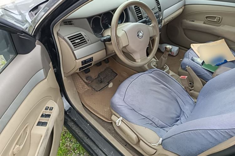 Used Nissan Sylphy 2012 Classic 1.6XE Manual Comfort Edition Driver Seat