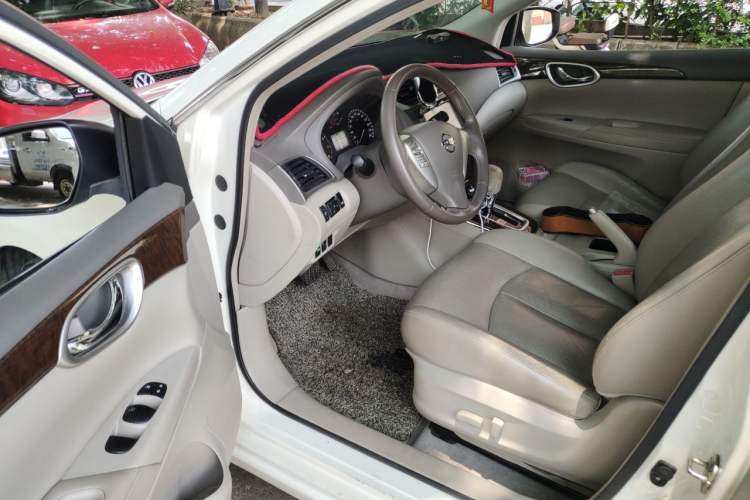Used Nissan Sylphy 2012 1.6 XL CVT Luxury Edition Driver Seat