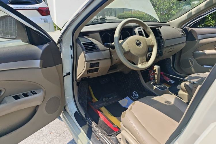 Used Nissan Sylphy 2012 Classic 1.6XE Automatic Comfort Edition Driver Seat