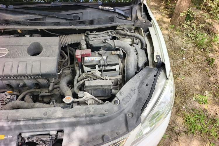 Used Nissan Sylphy 2012 1.6 XL CVT Luxury Edition Engine Bay Left