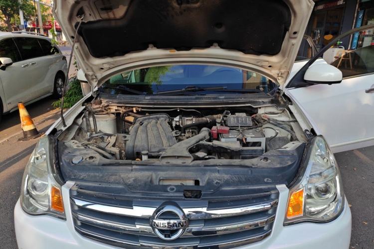 Used Nissan Sylphy 2012 Classic 1.6XE Manual Comfort Edition Engine Bay