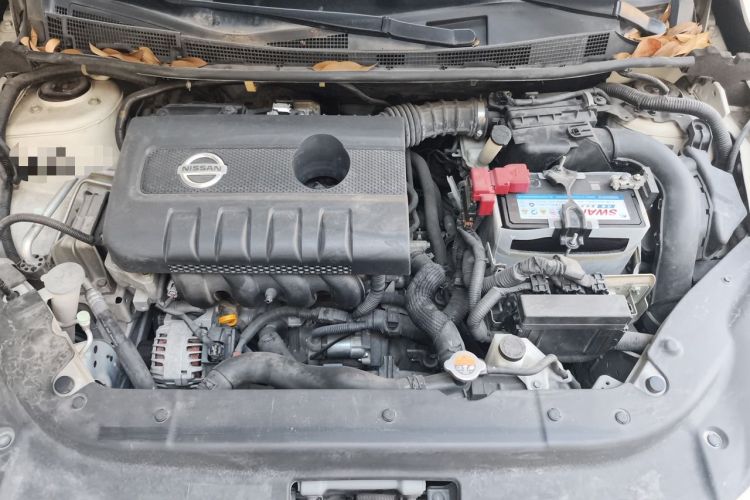 Used Nissan Sylphy 2012 1.6XE CVT Comfort Edition Engine Bay