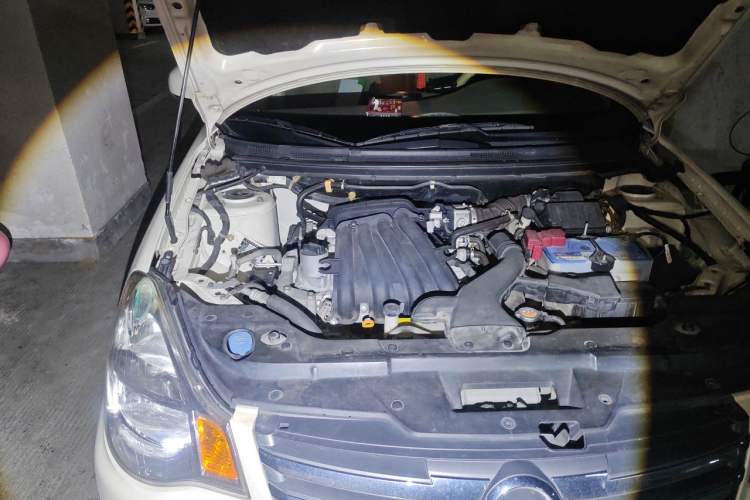 Used Nissan Sylphy 2012 Classic 1.6XE Automatic Comfort Edition Engine Bay Right
