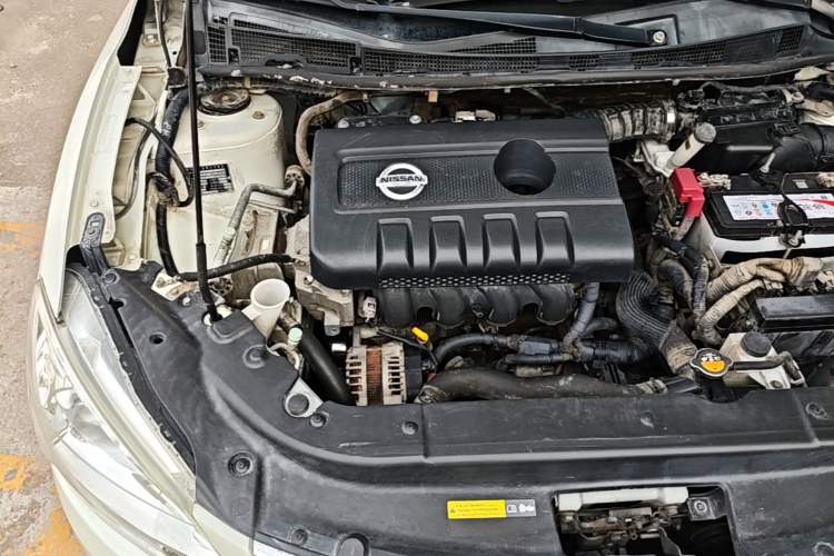 Used Nissan Sylphy 2012 1.6 XL CVT Luxury Edition Engine Bay Right