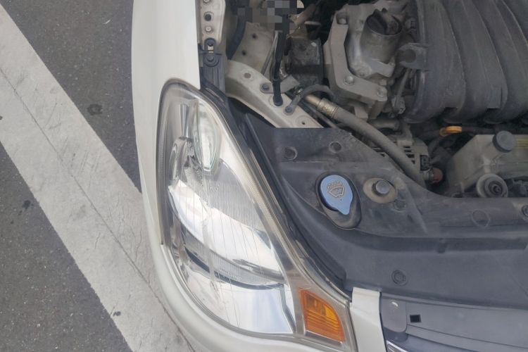 Used Nissan Sylphy 2012 Classic 1.6XE Automatic Comfort Edition Engine Bay Right