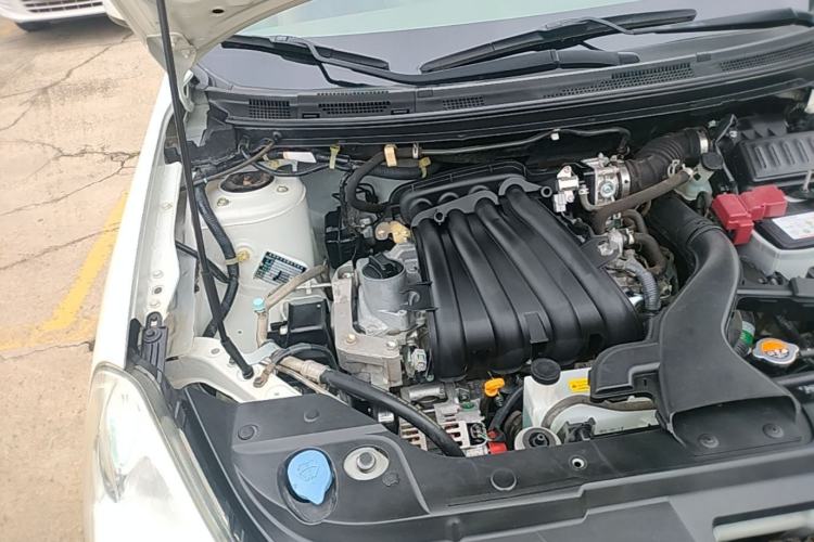Used Nissan Sylphy 2012 Classic 1.6XE Manual Comfort Edition Engine Bay Right