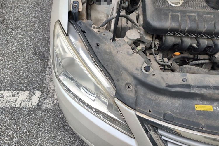 Used Nissan Sylphy 2012 1.6 XL CVT Luxury Edition Engine Bay Right