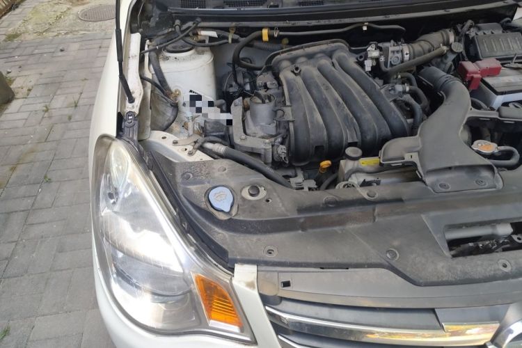 Used Nissan Sylphy 2012 Classic 1.6XE Automatic Comfort Edition Engine Bay Right