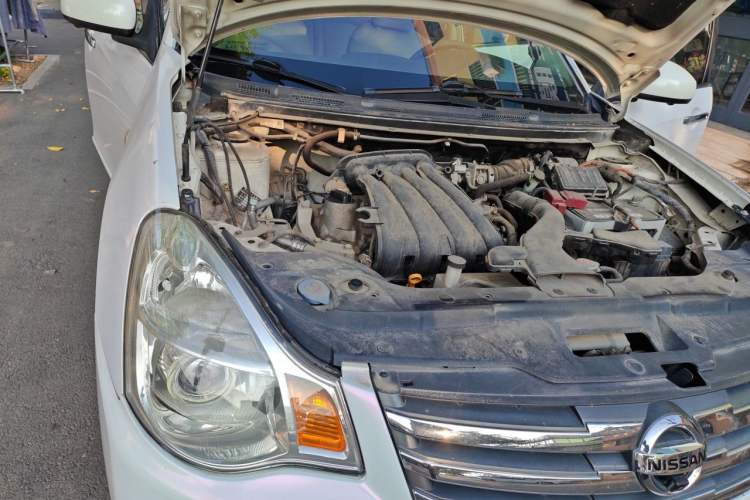 Used Nissan Sylphy 2012 Classic 1.6XE Manual Comfort Edition Engine Bay Right