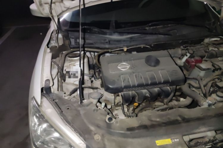 Used Nissan Sylphy 2012 1.6 XL Manual Luxury Edition Engine Bay Right