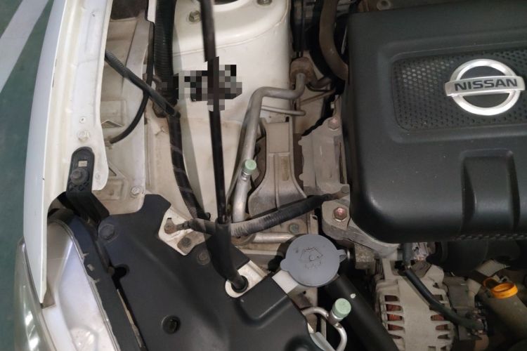 Used Nissan Sylphy 2012 1.6 XL Manual Luxury Edition Engine Bay Right