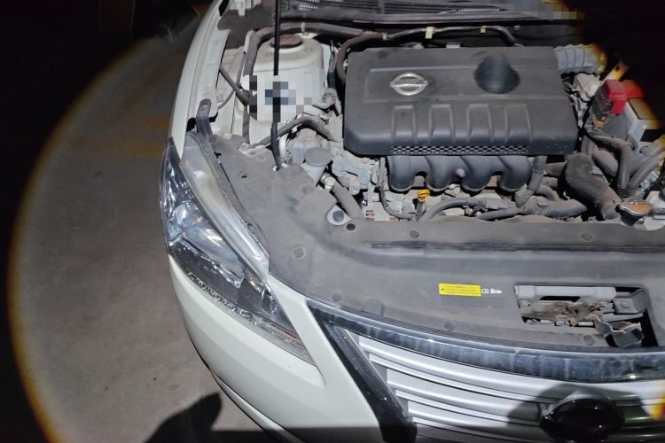 Used Nissan Sylphy 2012 1.6 XL CVT Luxury Edition Engine Bay Right