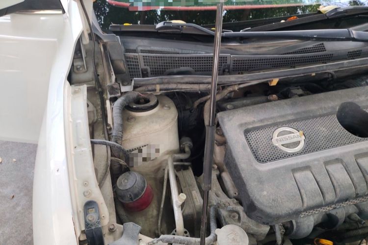 Used Nissan Sylphy 2012 1.6 XL CVT Luxury Edition Engine Bay Right