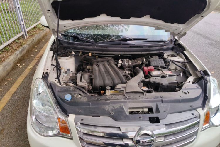 Used Nissan Sylphy 2012 Classic 1.6XE Automatic Comfort Edition Engine Bay Right