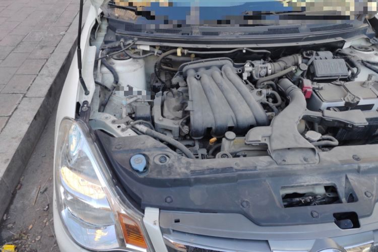 Used Nissan Sylphy 2012 Classic 1.6XE Manual Comfort Edition Engine Bay Right