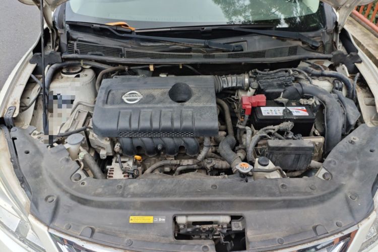 Used Nissan Sylphy 2012 1.6 XL Manual Luxury Edition Engine Bay