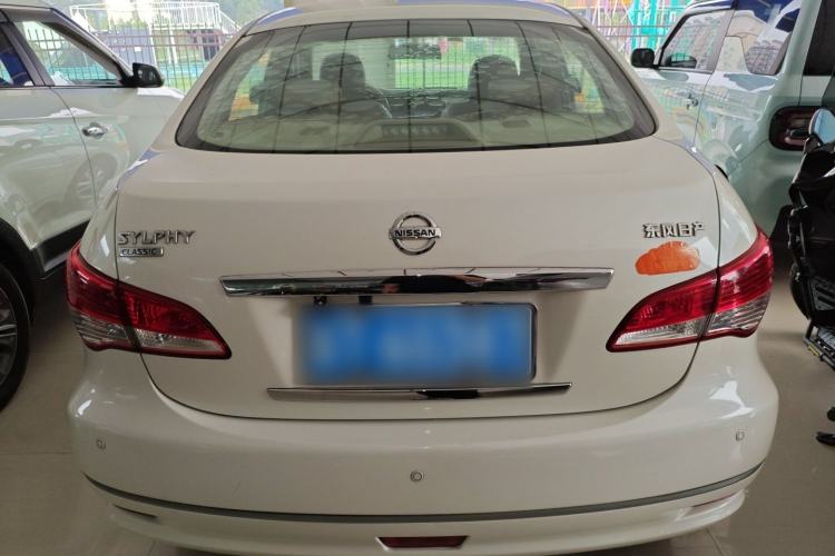 Used Nissan Sylphy 2012 Classic 1.6XE Automatic Comfort Edition Exterior 4