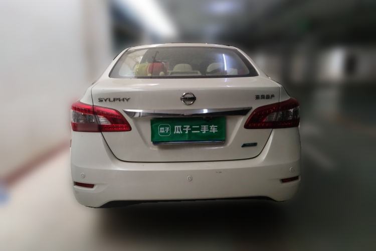 Used Nissan Sylphy 2012 1.6 XL Manual Luxury Edition Exterior 4