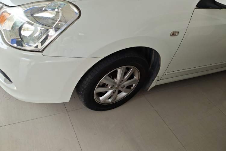 Used Nissan Sylphy 2012 Classic 1.6XE Automatic Comfort Edition Exterior 7