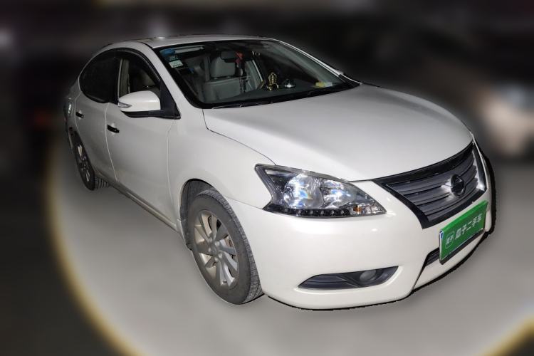 Used Nissan Sylphy 2012 1.8XL CVT Luxury Edition Front Right 45 Deg