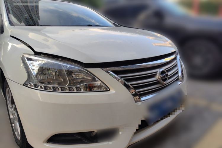 Used Nissan Sylphy 2012 1.8XL CVT Luxury Edition Front Right 45 Deg