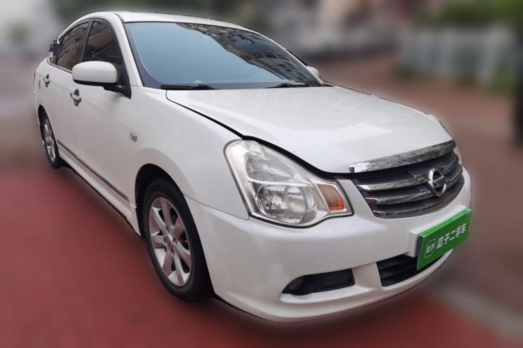 Used Nissan Sylphy 2012 Classic 1.6 XL Automatic Luxury Edition Front Right 45 Deg